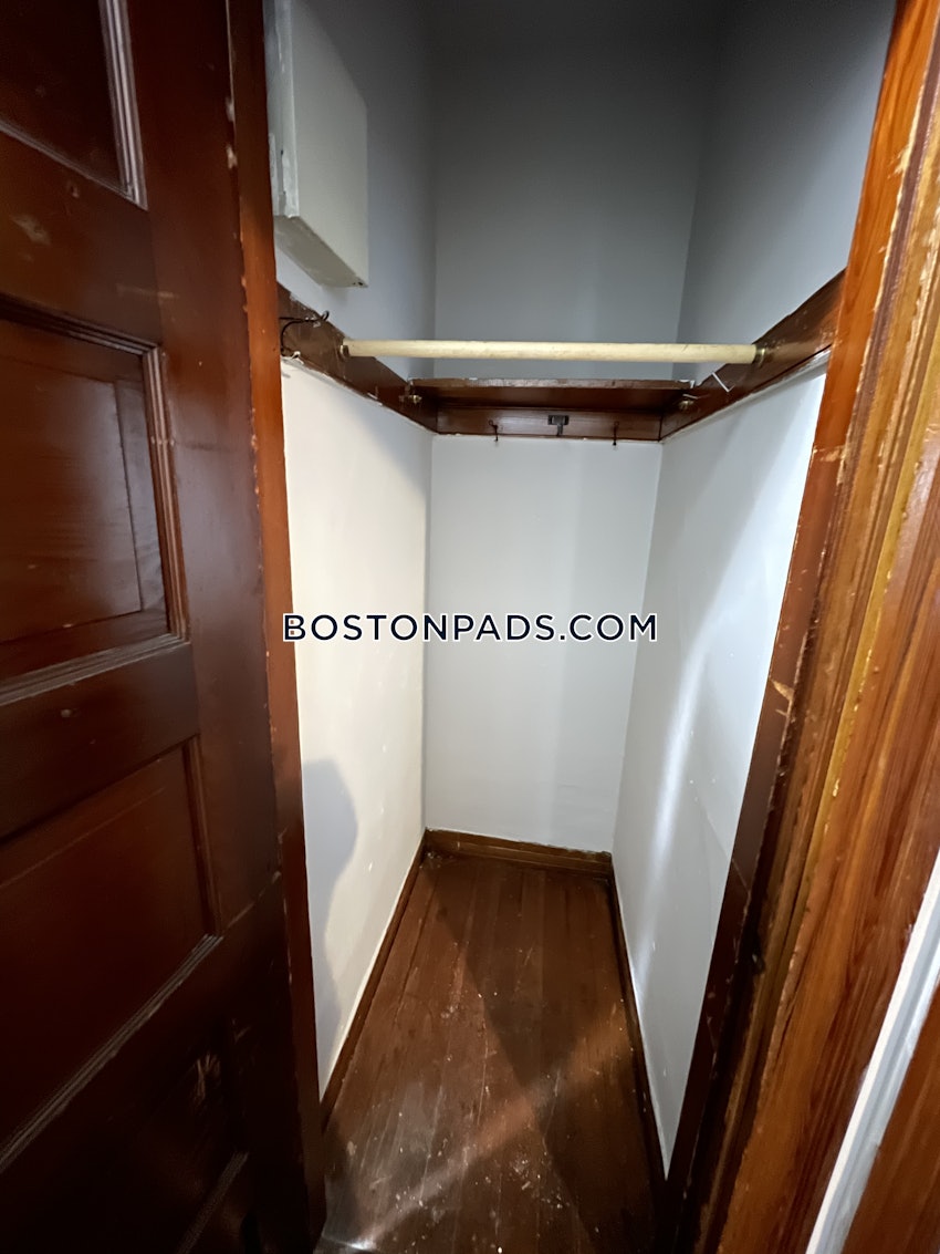 BOSTON - DORCHESTER - UPHAMS CORNER - 4 Beds, 2 Baths - Image 14