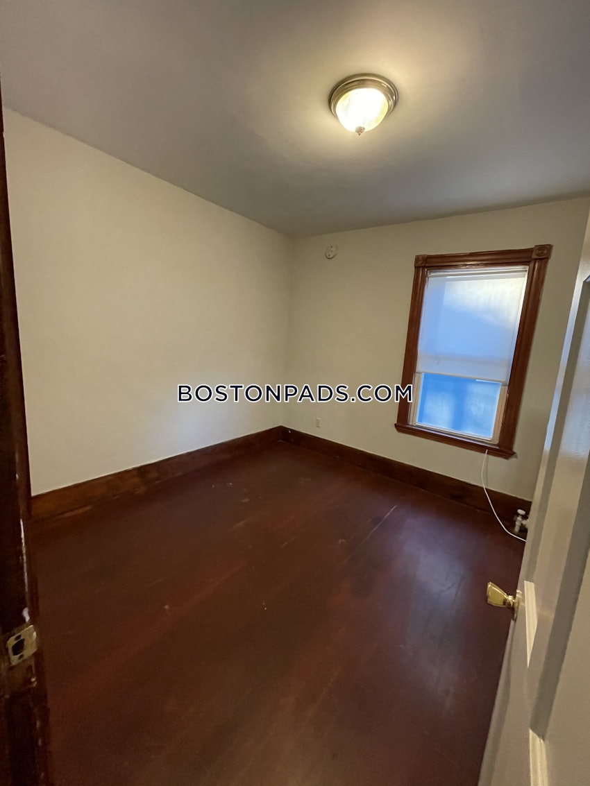 BOSTON - DORCHESTER - UPHAMS CORNER - 4 Beds, 2 Baths - Image 3