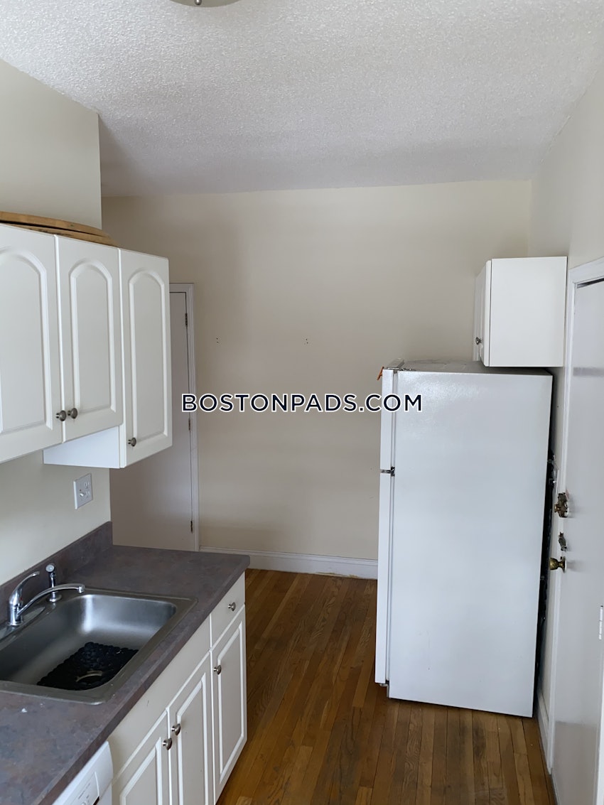 BOSTON - BRIGHTON- WASHINGTON ST./ ALLSTON ST. - 2 Beds, 1 Bath - Image 6