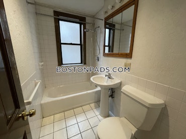 Boston - 2 Beds, 1 Baths