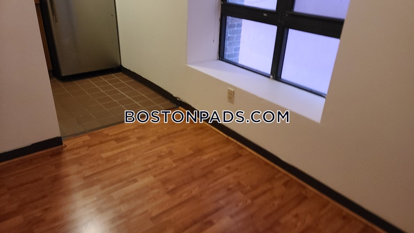 BOSTON - DOWNTOWN - 1 Bed, 1 Bath - Image 9