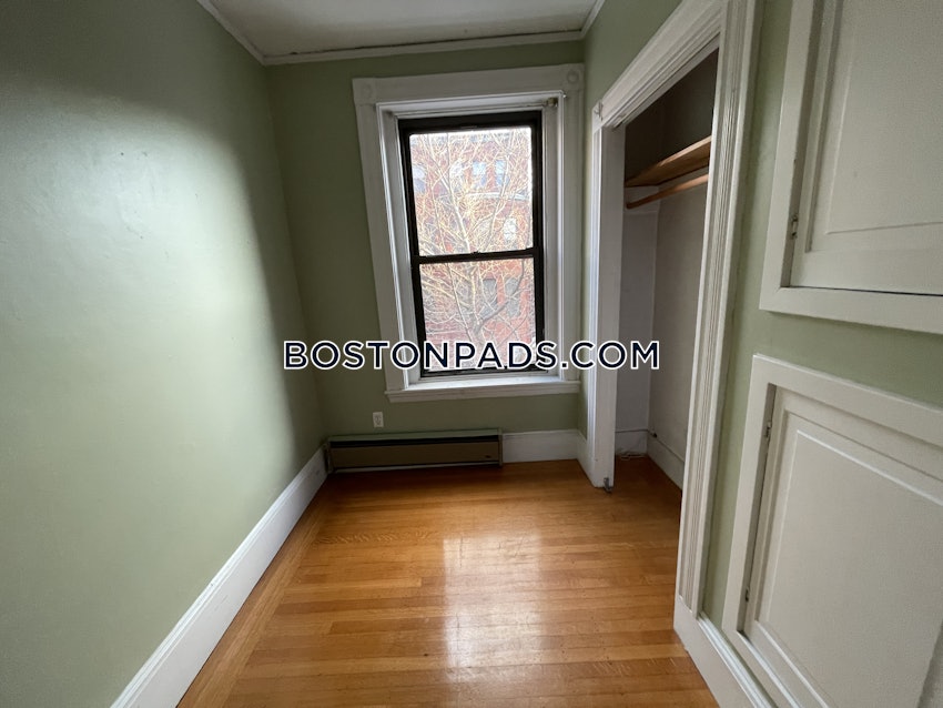 BOSTON - BACK BAY - 2 Beds, 2 Baths - Image 1