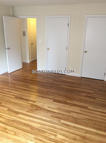 Boston - 2 Beds, 1 Baths