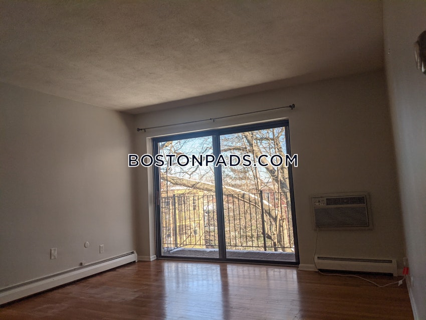 BOSTON - DORCHESTER - SAVIN HILL - 1 Bed, 1 Bath - Image 2