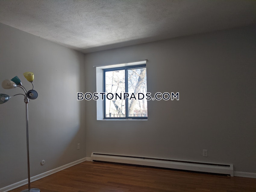 BOSTON - DORCHESTER - SAVIN HILL - 1 Bed, 1 Bath - Image 3