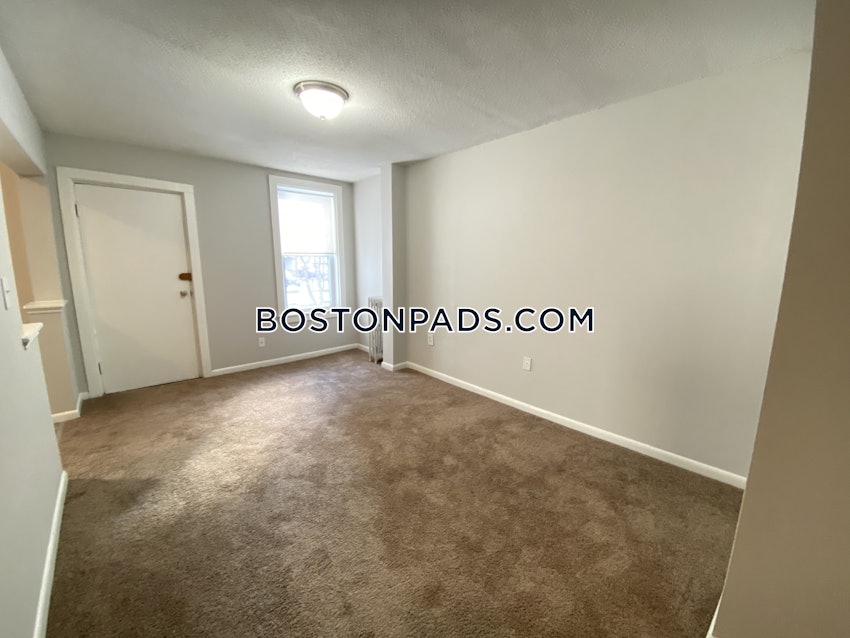 WATERTOWN - 3 Beds, 1 Bath - Image 13