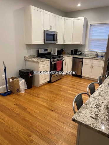 Boston - 2 Beds, 1 Baths