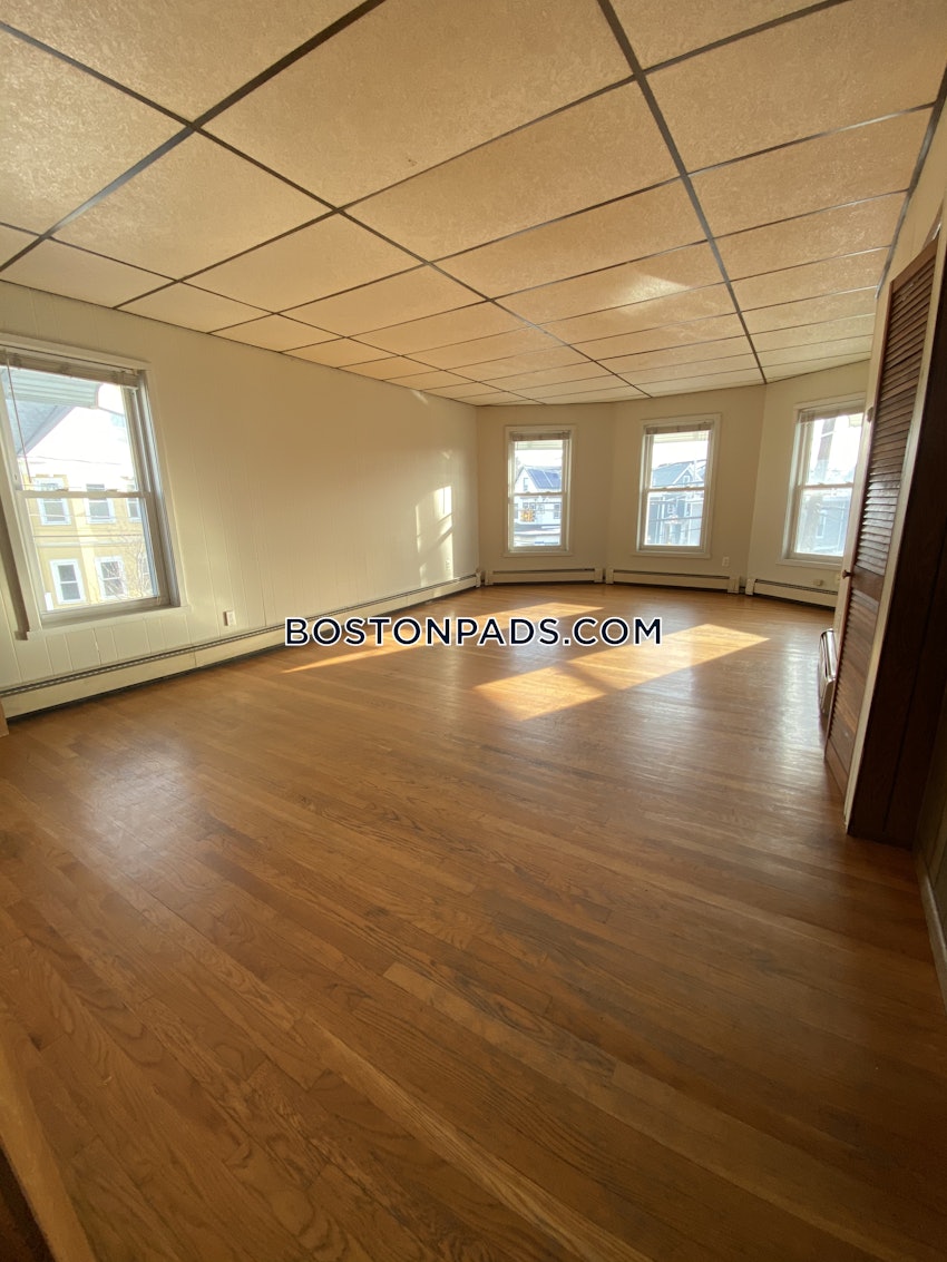 SOMERVILLE - PORTER SQUARE - 2 Beds, 1 Bath - Image 7