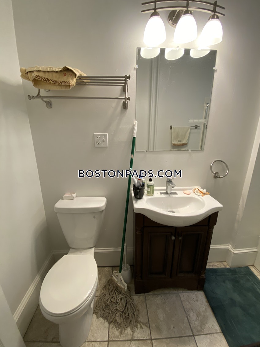 BOSTON - JAMAICA PLAIN - FOREST HILLS - 3 Beds, 1.5 Baths - Image 13