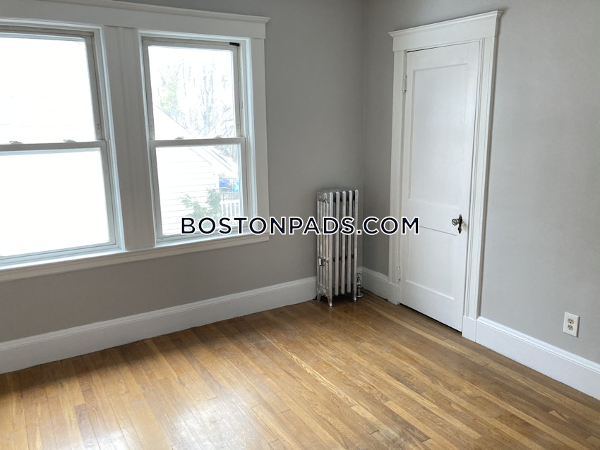 BOSTON - BRIGHTON - OAK SQUARE - 3 Beds, 1 Bath - Image 11