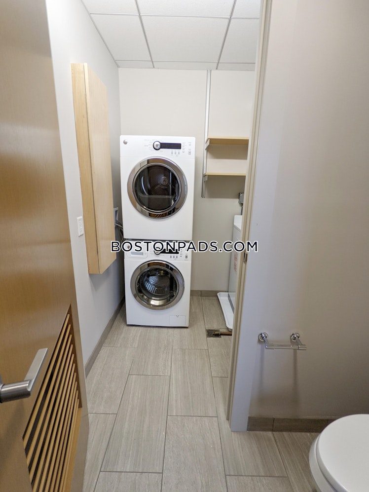 Mount Auburn St., Cambridge