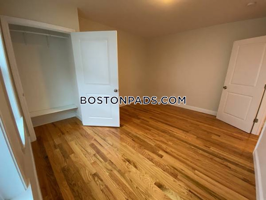 MALDEN - 3 Beds, 2 Baths - Image 4