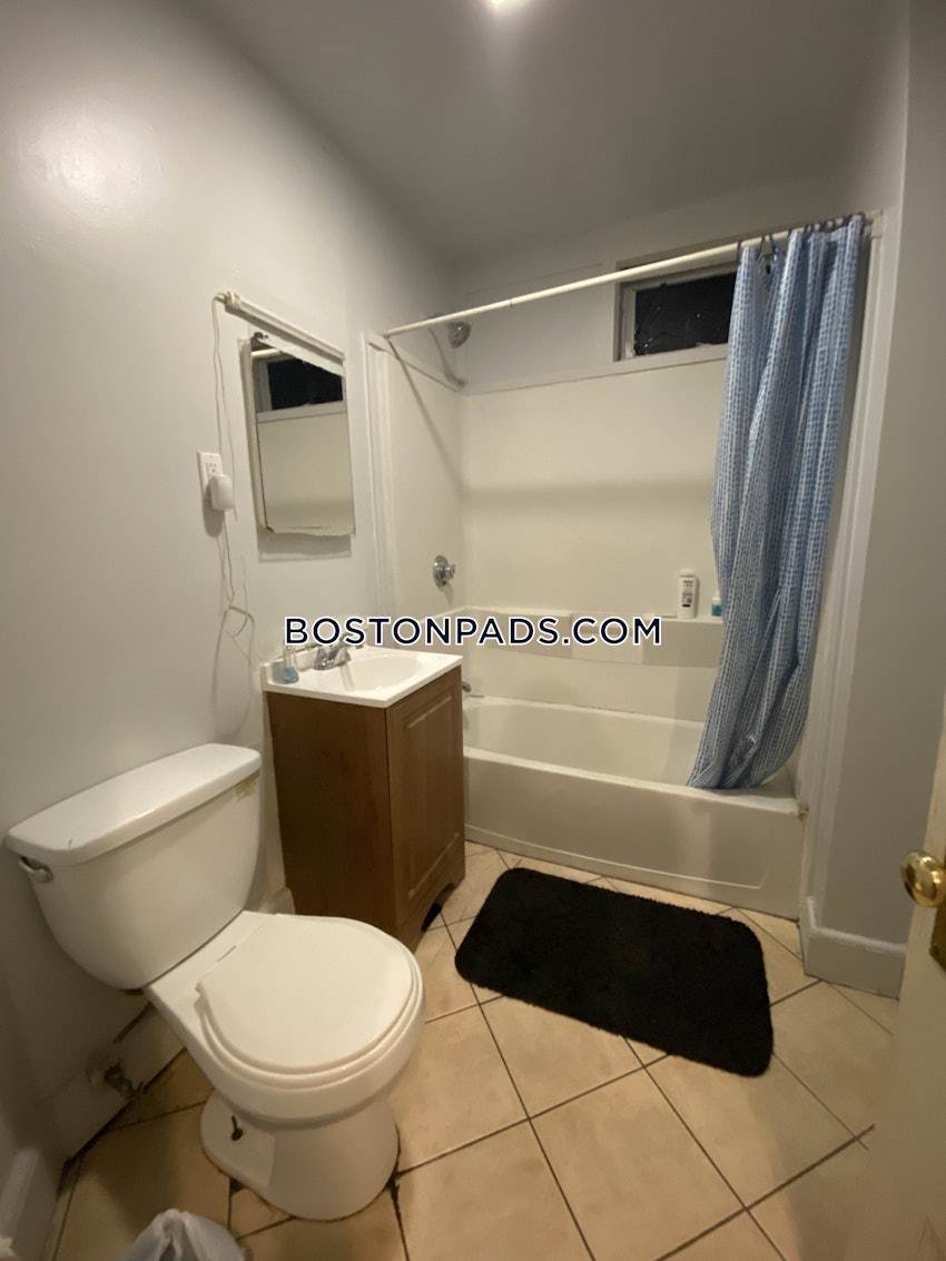 BOSTON - MISSION HILL - 4 Beds, 2 Baths - Image 46