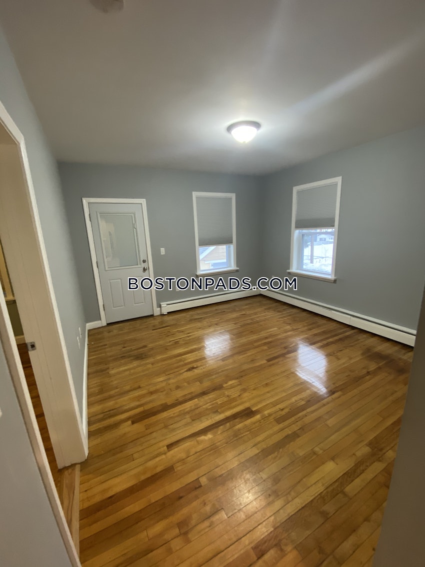 WAKEFIELD - 2 Beds, 1 Bath - Image 9