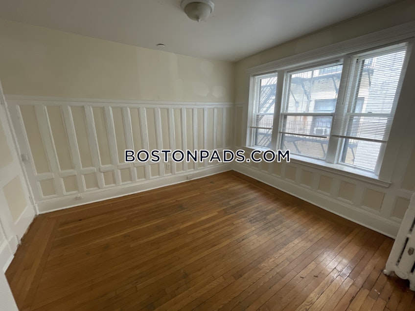 Boston - $3,200+ /month