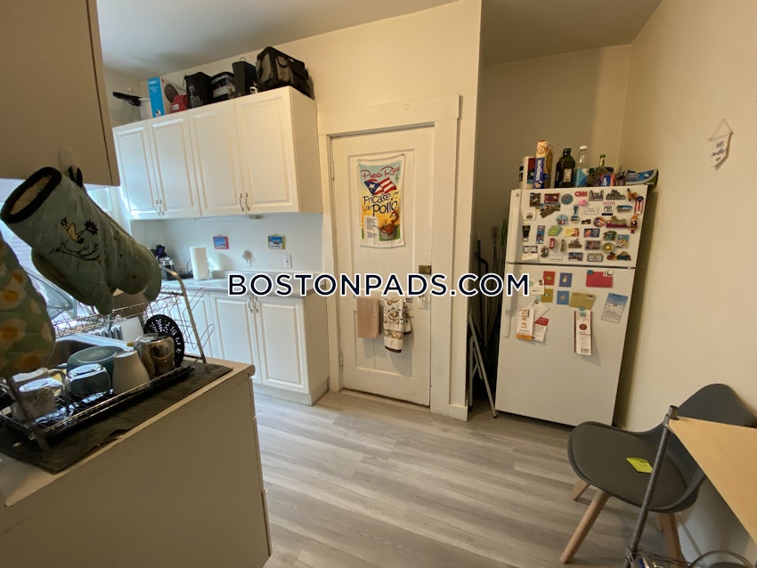 BOSTON - ALLSTON/BRIGHTON BORDER - 3 Beds, 1 Bath - Image 7