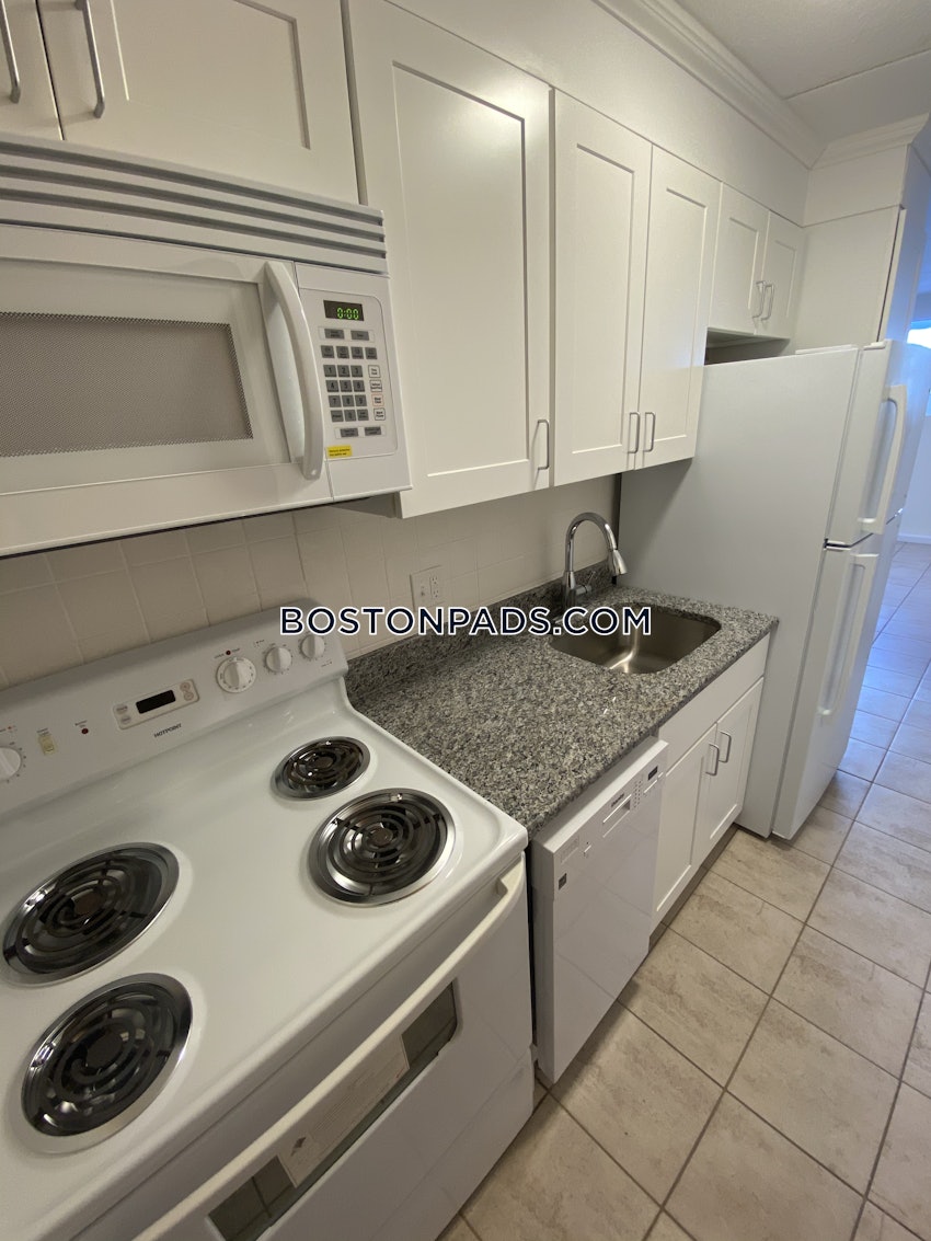 WOBURN - 1 Bed, 1 Bath - Image 4