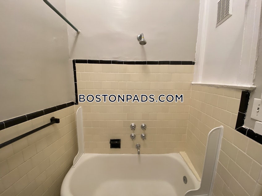 Brookline - $2,700+ /month