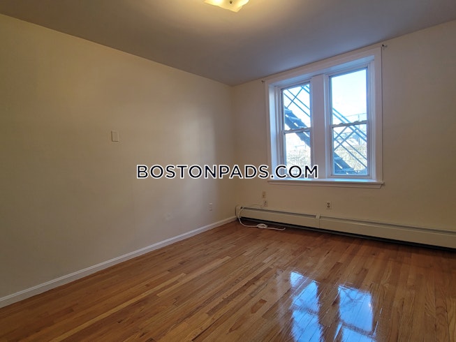 Roxbury Crossing - $2,050+ /mo