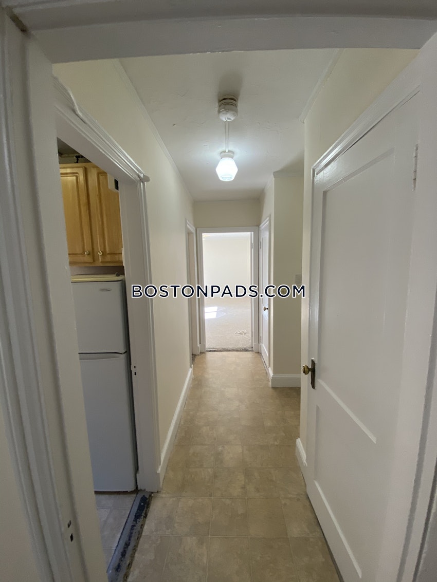 CAMBRIDGE - HARVARD SQUARE - 1 Bed, 1 Bath - Image 14