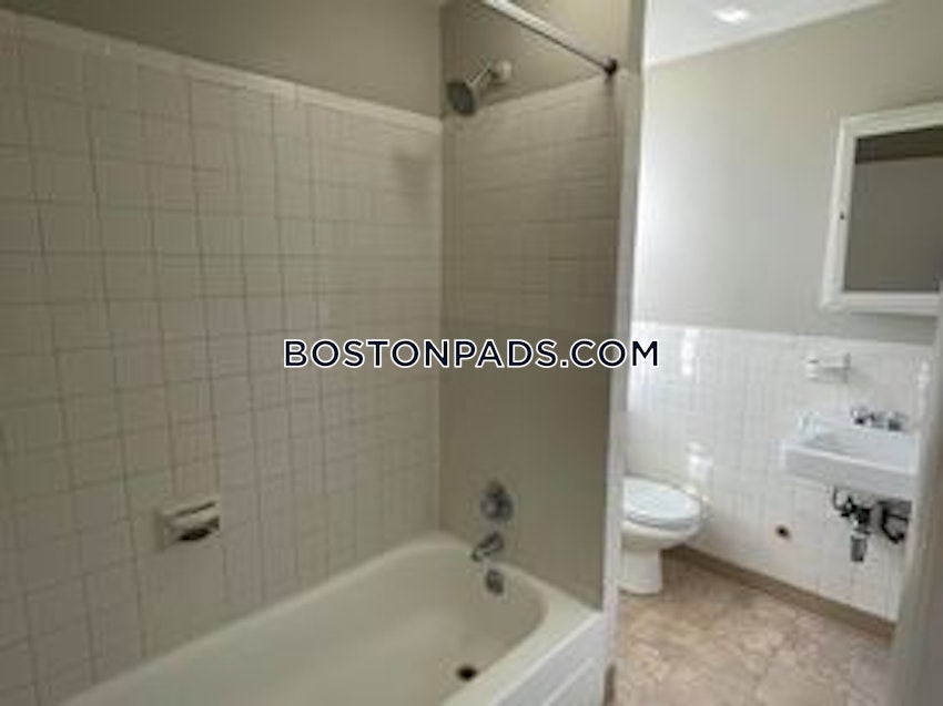 NEWTON - NEWTON HIGHLANDS - 1 Bed, 1 Bath - Image 16