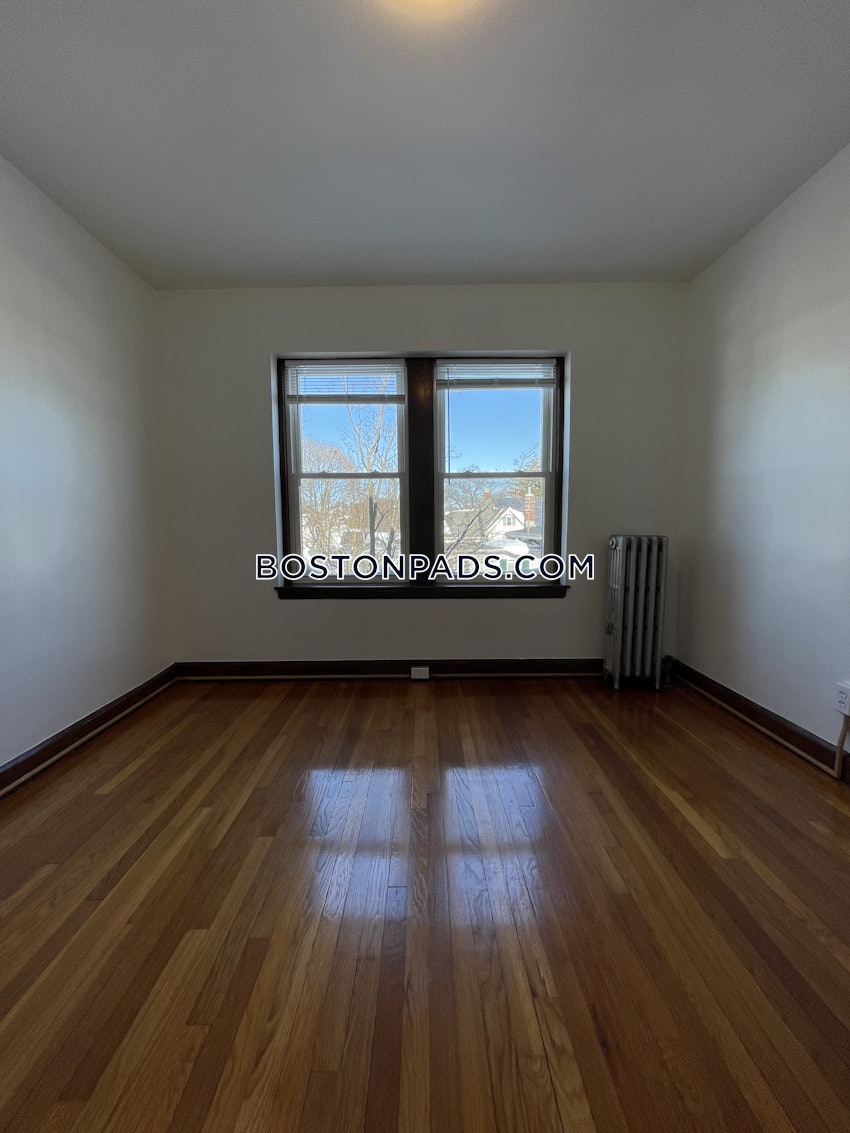 MELROSE - 1 Bed, 1 Bath - Image 11