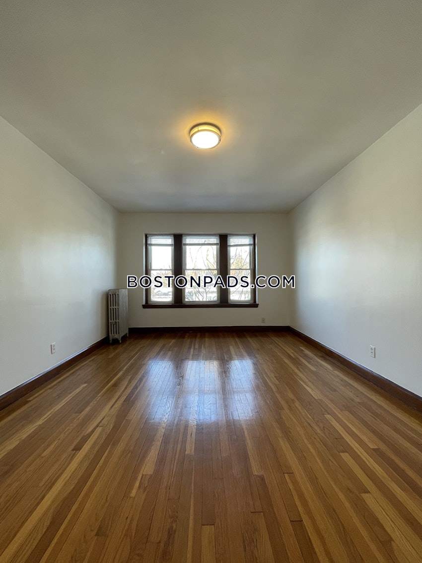 MELROSE - 1 Bed, 1 Bath - Image 20