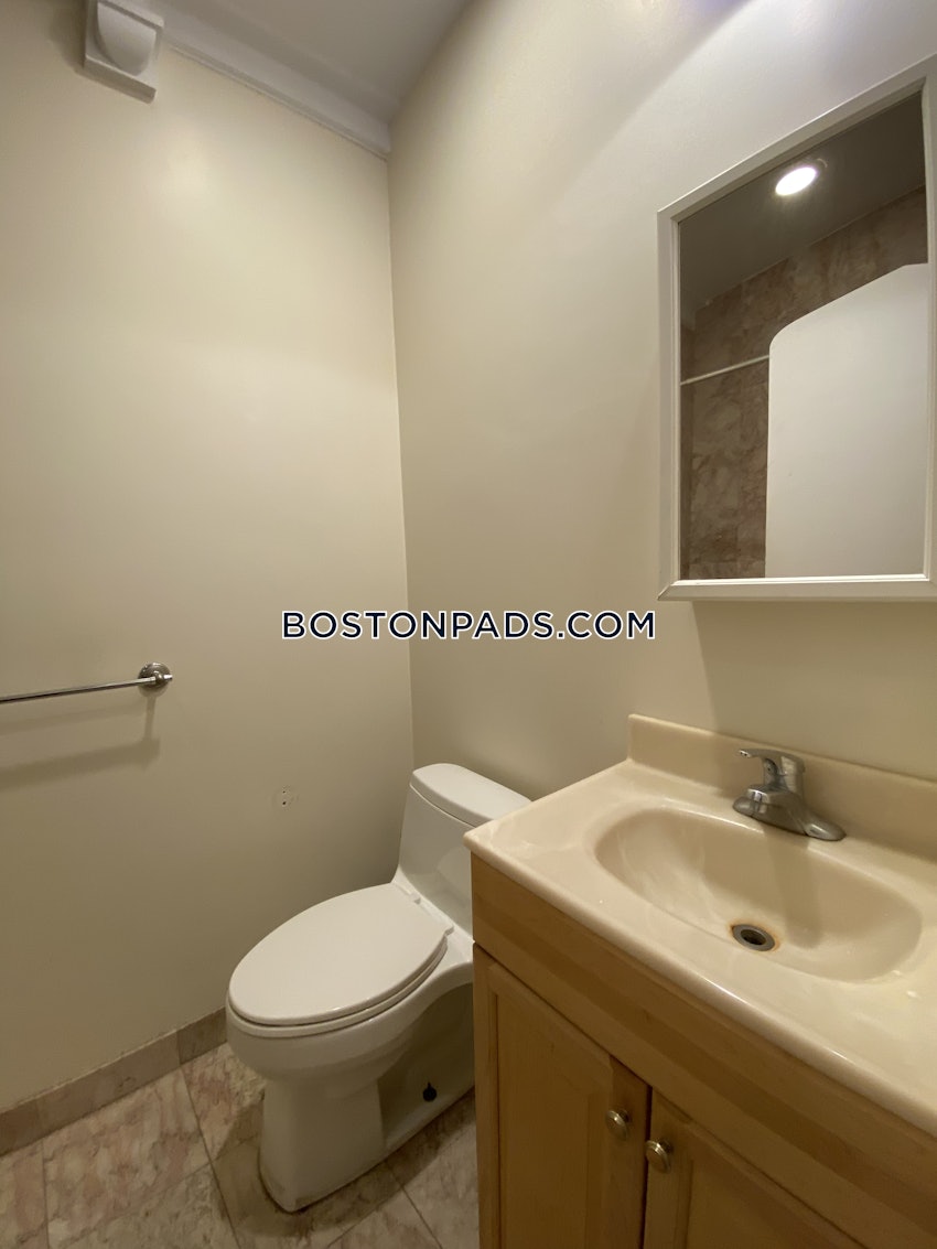 CAMBRIDGE - PORTER SQUARE - 3 Beds, 1 Bath - Image 24