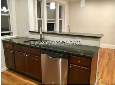 Boston - 4 Beds, 1 Baths