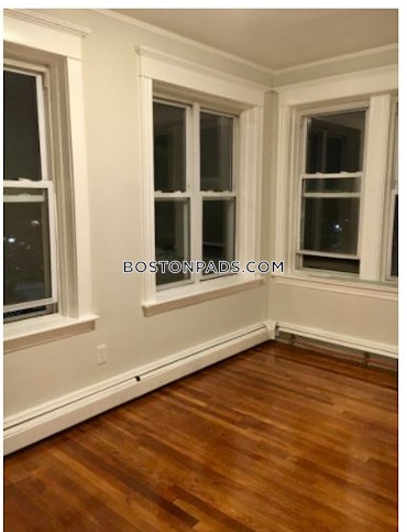 Boston - 4 Beds, 1 Baths