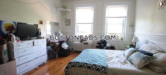 Brookline - $4,800+ /mo