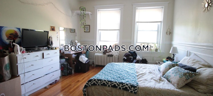 Washington St., Brookline