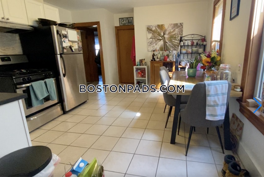 CAMBRIDGE - CENTRAL SQUARE/CAMBRIDGEPORT - 4 Beds, 1 Bath - Image 12