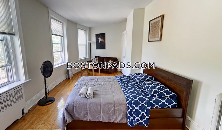 Beacon St., Brookline