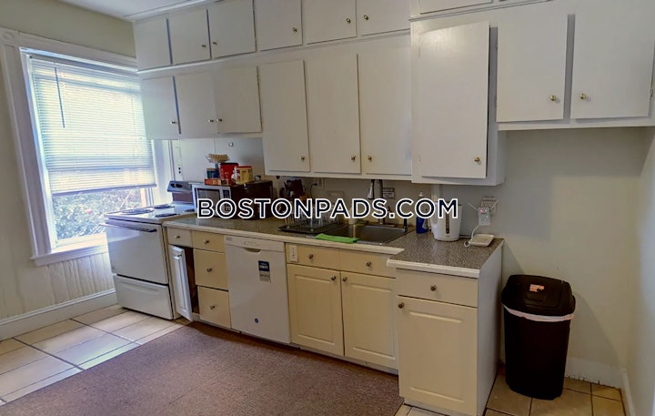 Beacon St., Brookline