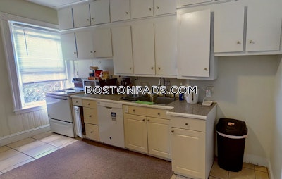 Brookline 4 Beds 1 Bath  Coolidge Corner - $4,800 No Fee