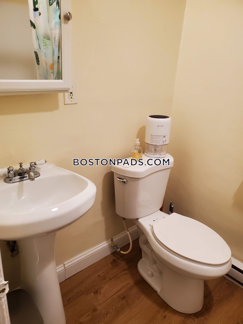 Boston - $3,145+ /month