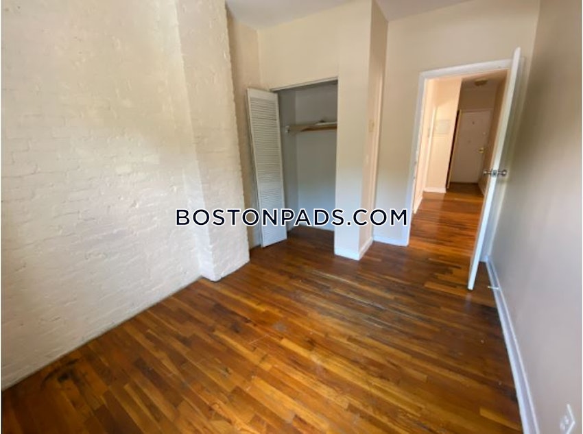 BOSTON - MISSION HILL - 2 Beds, 1 Bath - Image 6