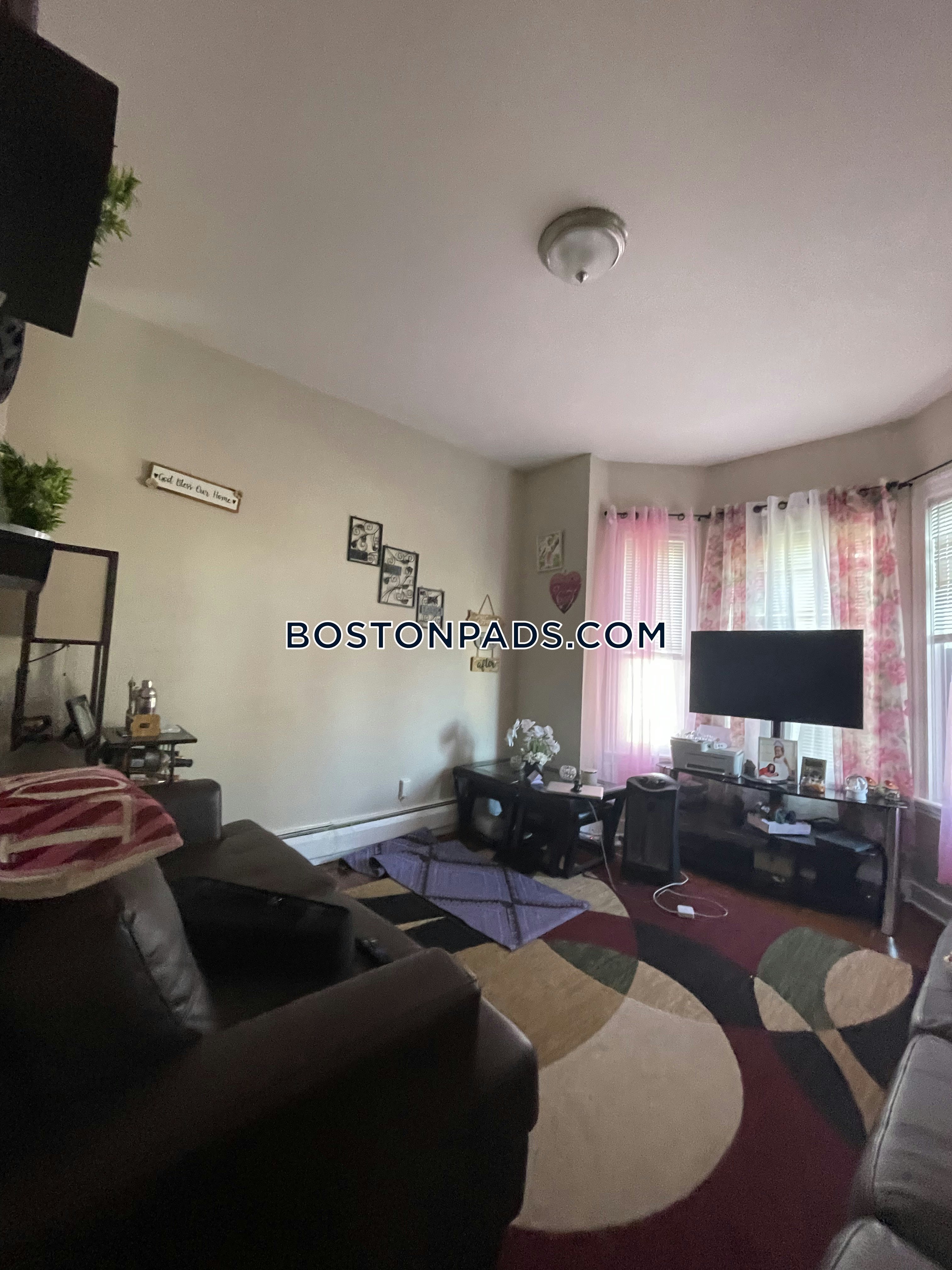 Roxbury, Boston, MA - 3 Beds, 1 Bath - $2,475 - ID#8024739