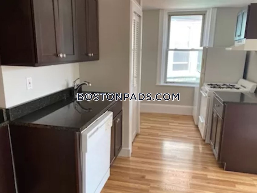 Boston - $5,500+ /month