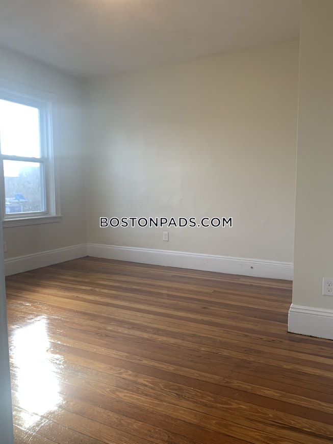 Malden - $3,800+ /mo