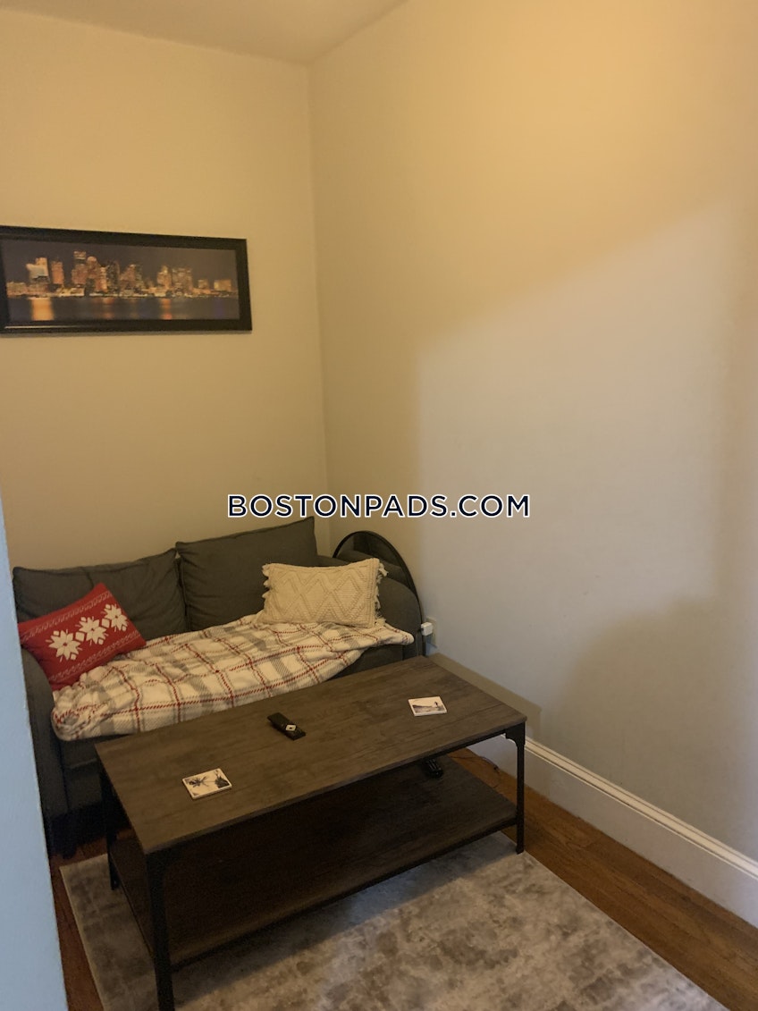 Boston - $3,650+ /month
