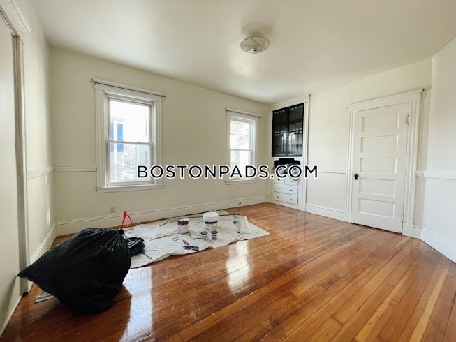 Boston - $2,850+ /mo