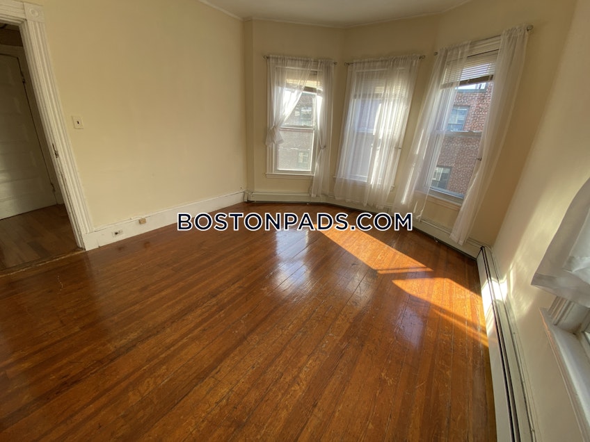 Brookline - $3,900+ /month