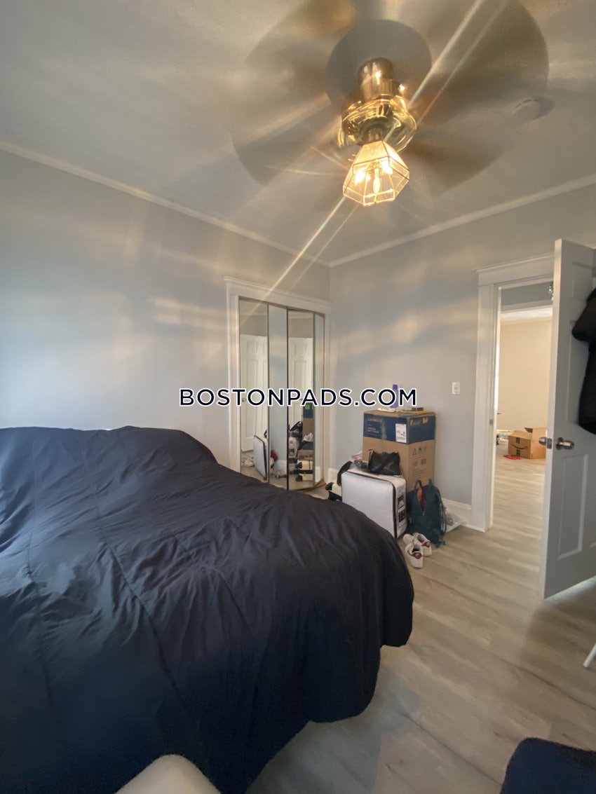 MEDFORD - TUFTS - 4 Beds, 2 Baths - Image 3