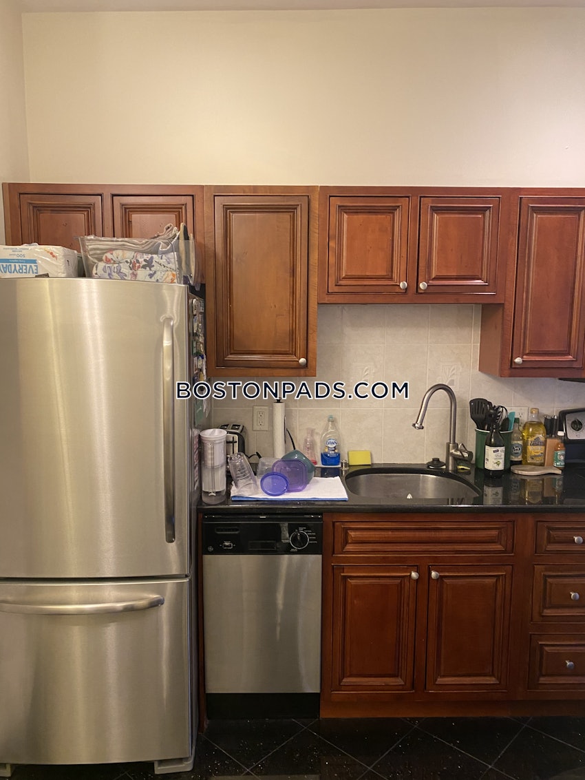 BOSTON - BACK BAY - 2 Beds, 1 Bath - Image 9