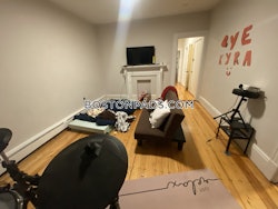 Tremont St. Roxbury Crossing