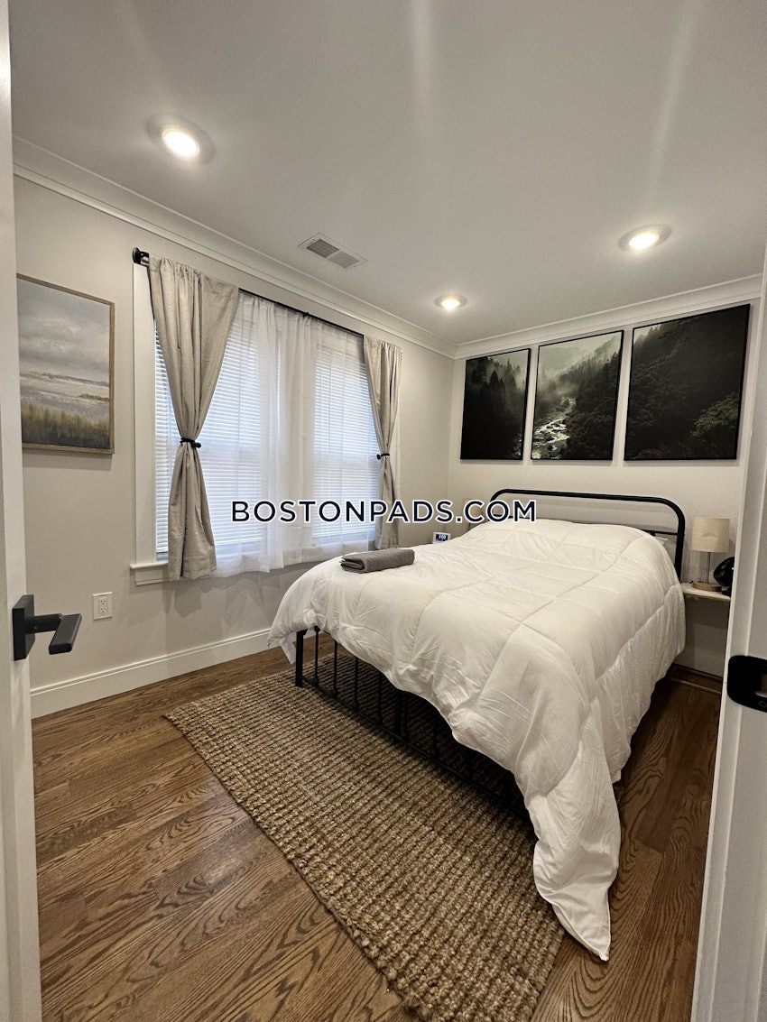 BOSTON - FORT HILL - 3 Beds, 1 Bath - Image 10