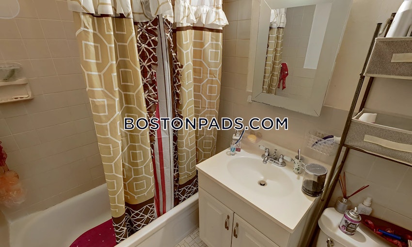 BOSTON - BRIGHTON - OAK SQUARE - 2 Beds, 1 Bath - Image 8