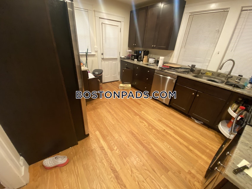 BOSTON - ALLSTON - 5 Beds, 2.5 Baths - Image 1